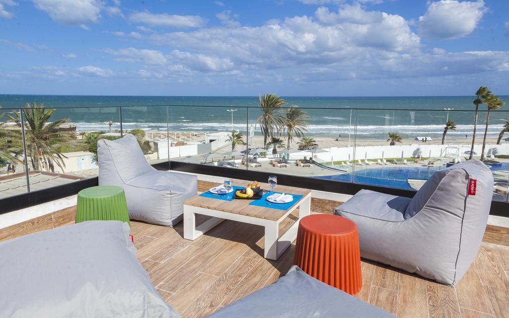 Sousse Pearl Marriott Resort & Spa エクステリア 写真 Rooftop pool at the hotel